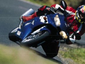 Yamaha_YZF_R6_1_550.jpg