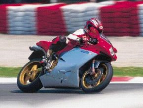 MV_Augusta_F4_550.jpg