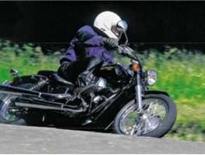Honda_VT_750_1_550.jpg
