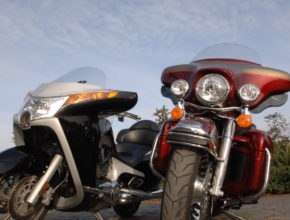 Victory Vision Tour és a Harley-Davidson Elctra Glide Ultra Classic