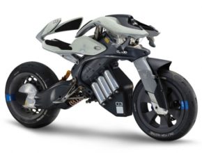 MR_hir_yamaha_motoroid_1.jpg
