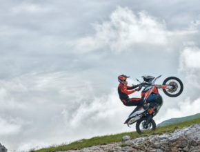ktm-790-adventure-r-rally-1.jpg