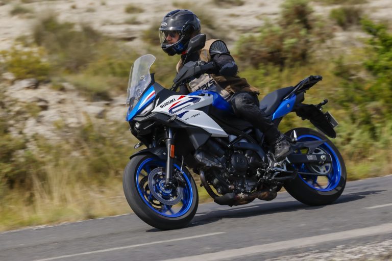 Menetpróba: Suzuki SV-7GX – Racionalitás magasfokon